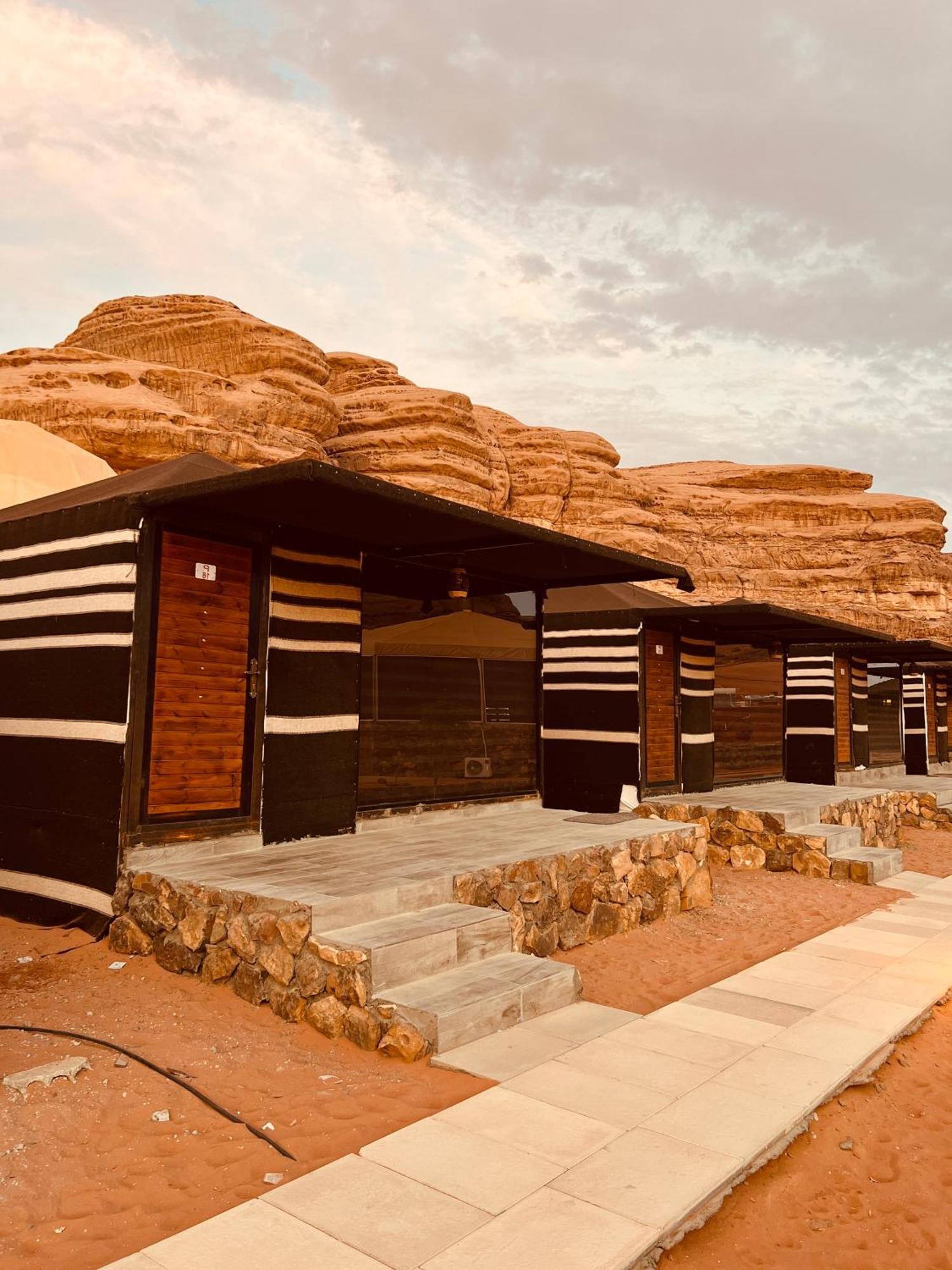 Revan Rum Luxury Camp Wadi Rum Exterior photo