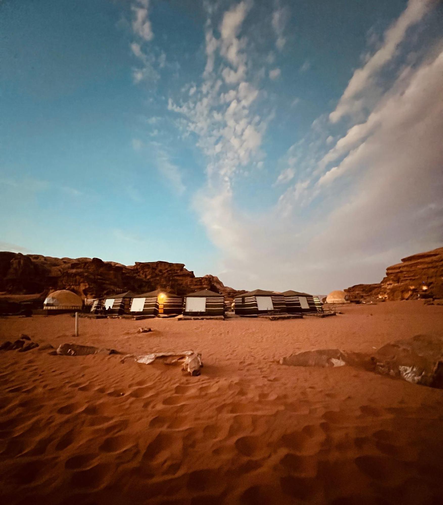 Revan Rum Luxury Camp Wadi Rum Exterior photo